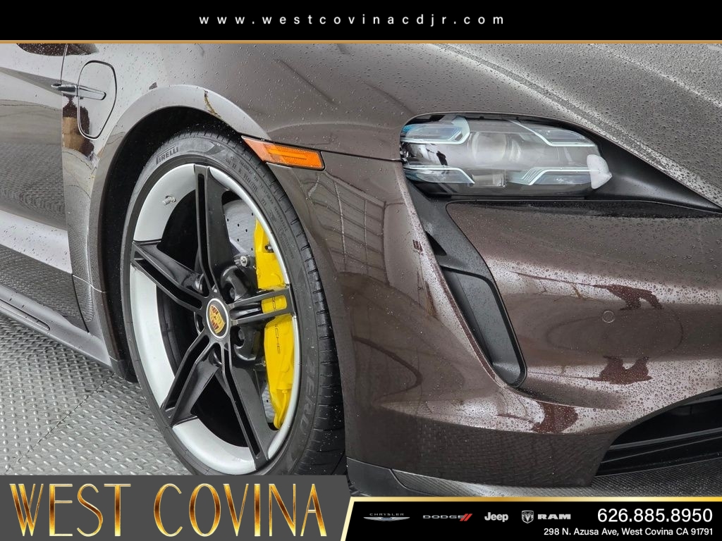 Used 2021  Porsche Turbo S image 9