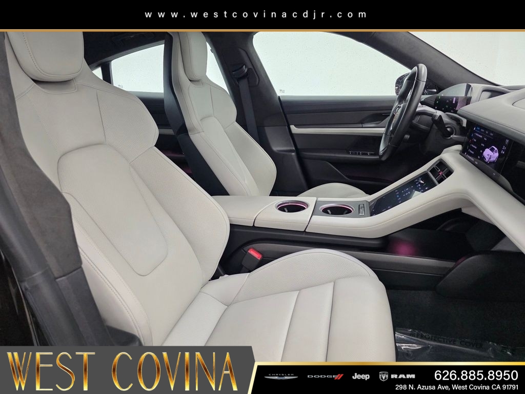 Used 2021  Porsche Turbo S image 18