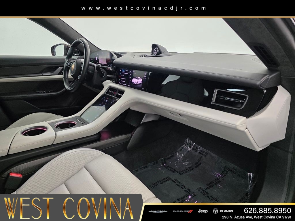 Used 2021  Porsche Turbo S image 20