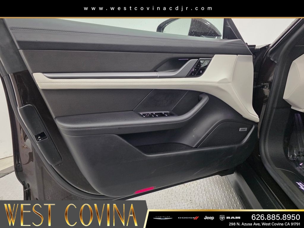Used 2021  Porsche Turbo S image 34