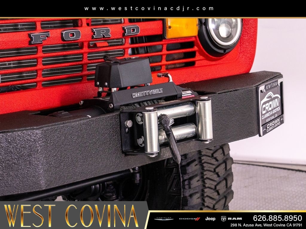 Used 1972  Ford 2dr Convertible image 11