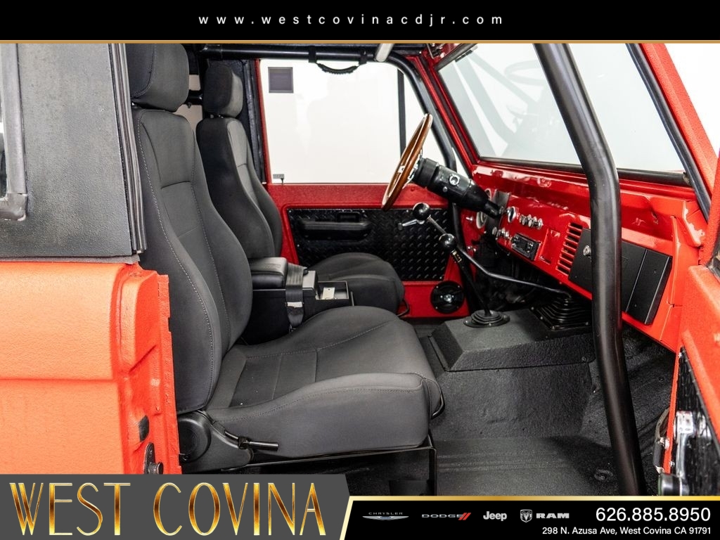 Used 1972  Ford 2dr Convertible image 22