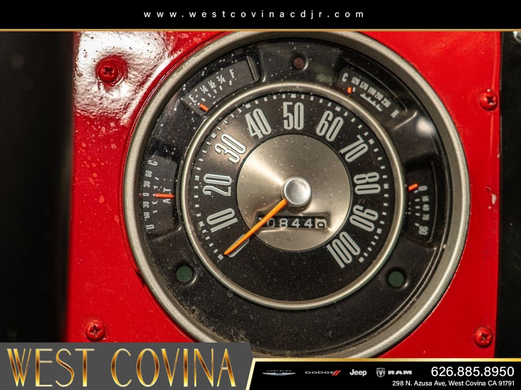 Used 1972  Ford 2dr Convertible image 30