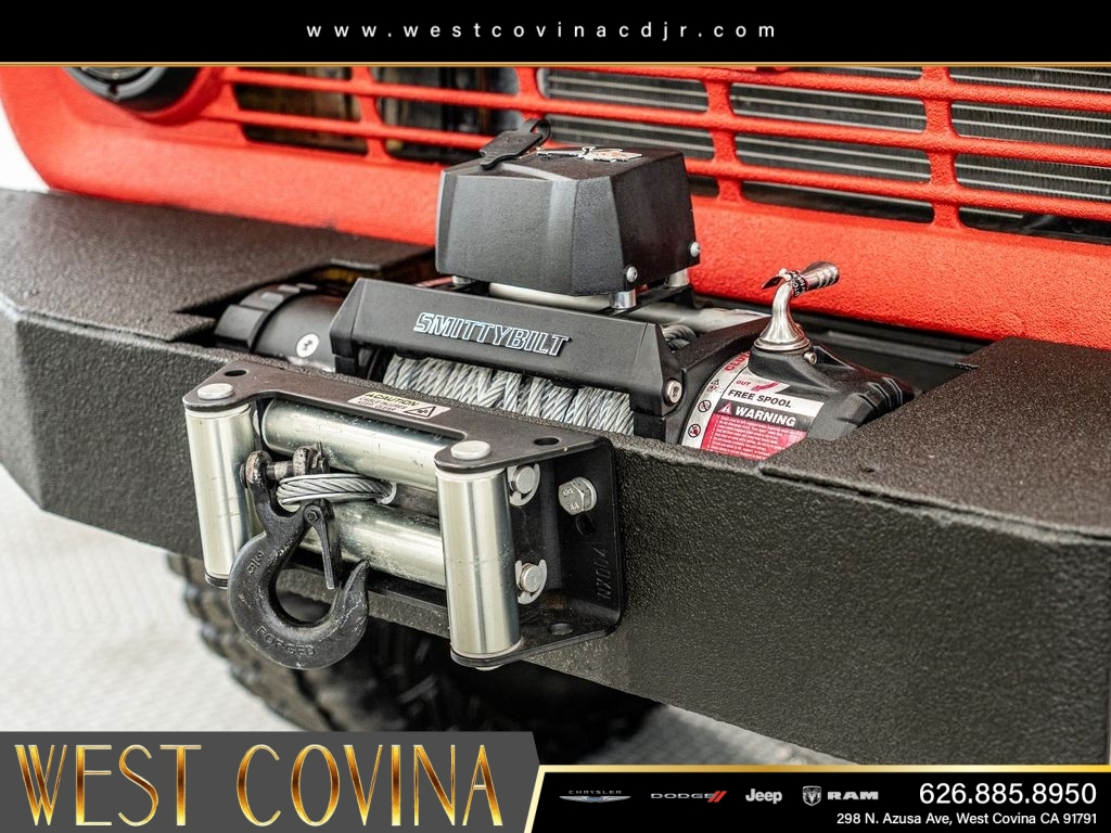 Used 1972  Ford 2dr Convertible image 35