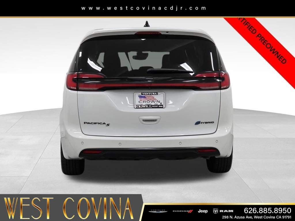 Certified Used 2024 White Chrysler Select image 6