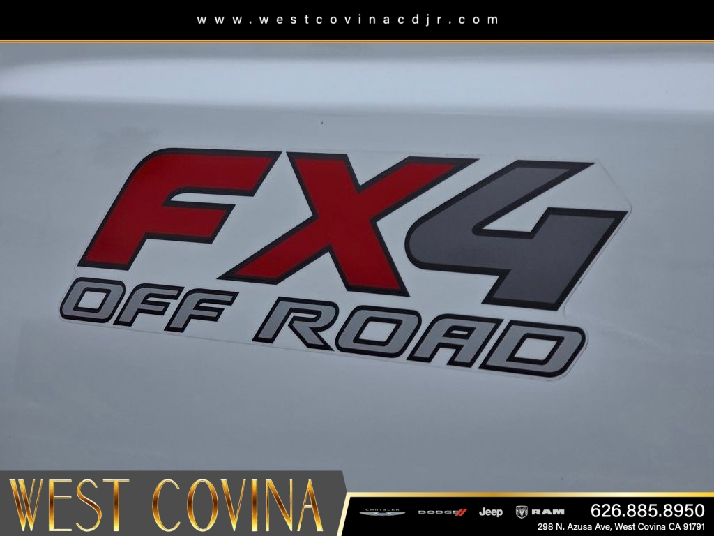 Used 2004  Ford Lariat image 16
