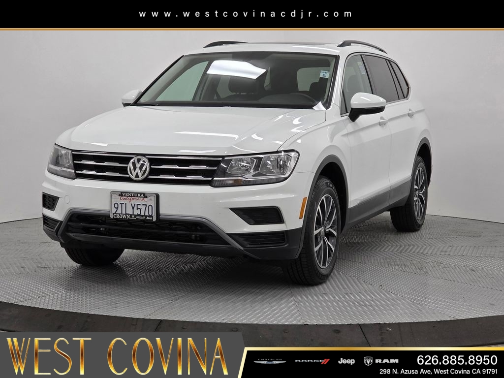 Used 2020  Volkswagen 2.0T SE image 3