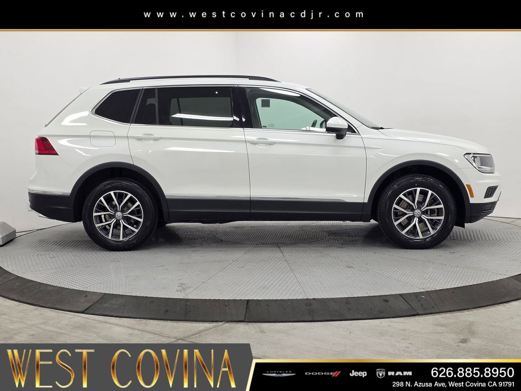 Used 2020  Volkswagen 2.0T SE image 8