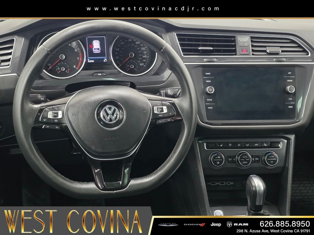 Used 2020  Volkswagen 2.0T SE image 20