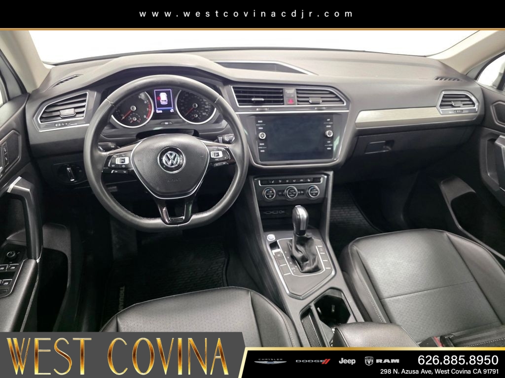 Used 2020  Volkswagen 2.0T SE image 21