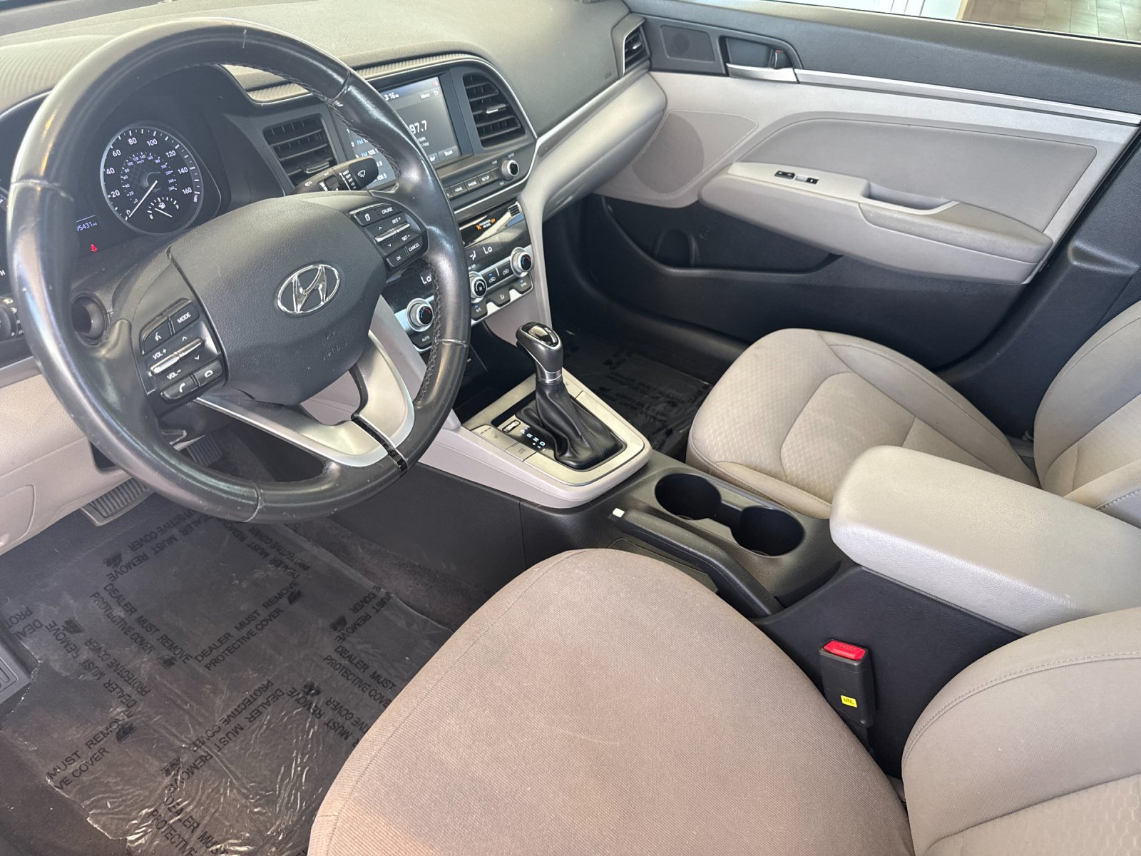 Used 2019 Red Hyundai Value Edition image 9