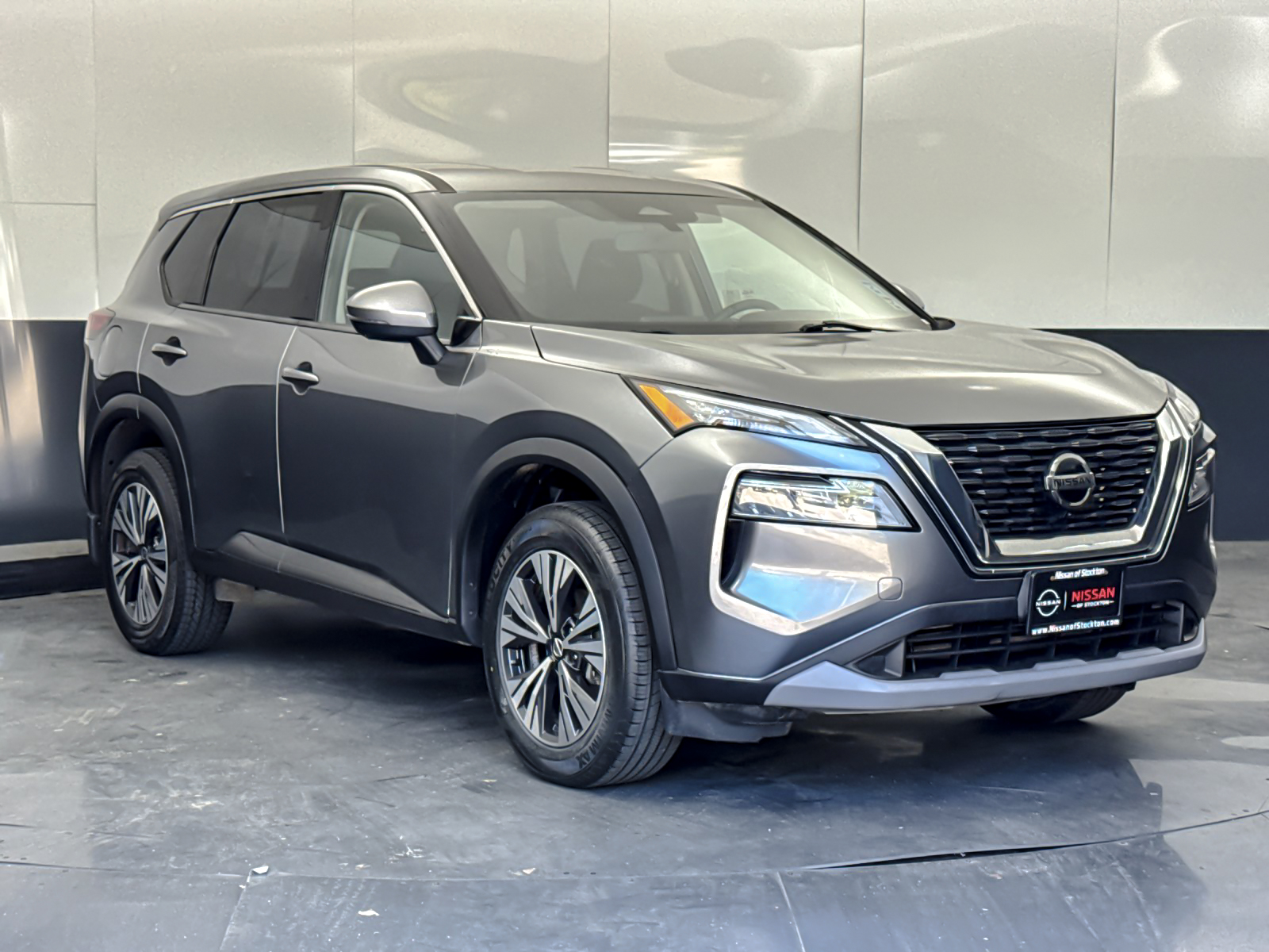 2021 Nissan Rogue SV FWD's photo