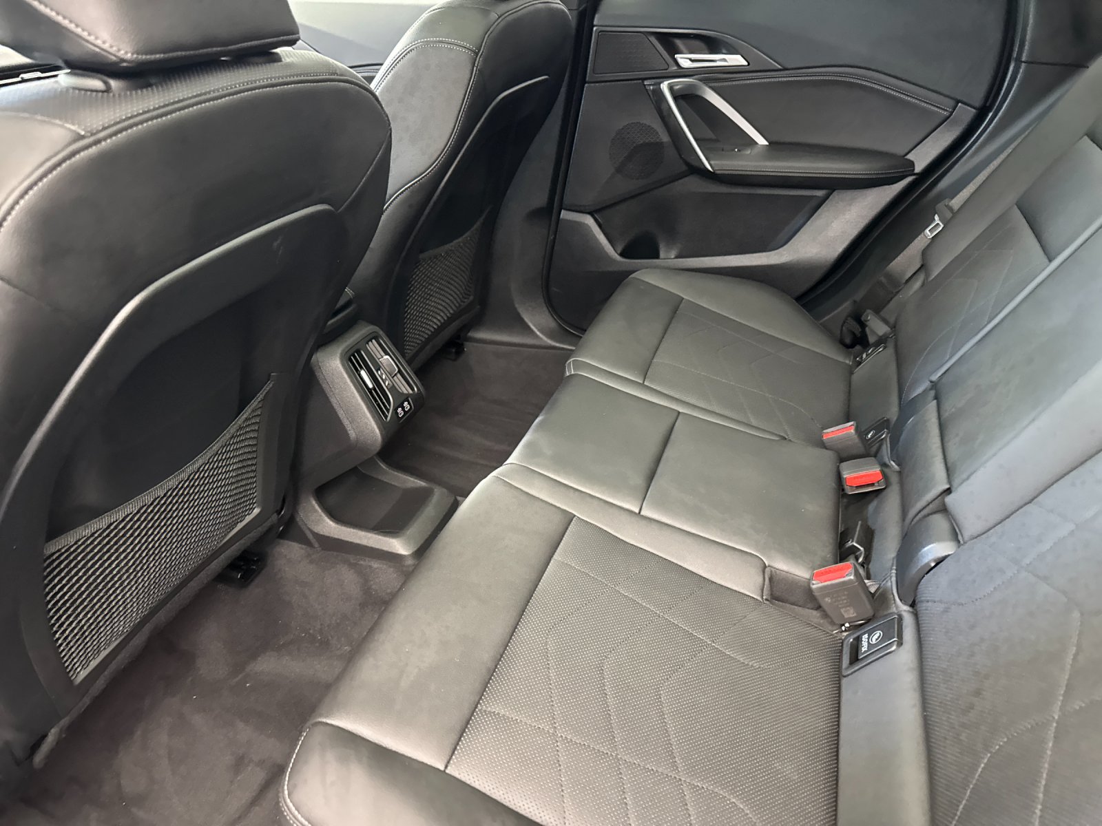 Used 2023 Black BMW xDrive28i image 11