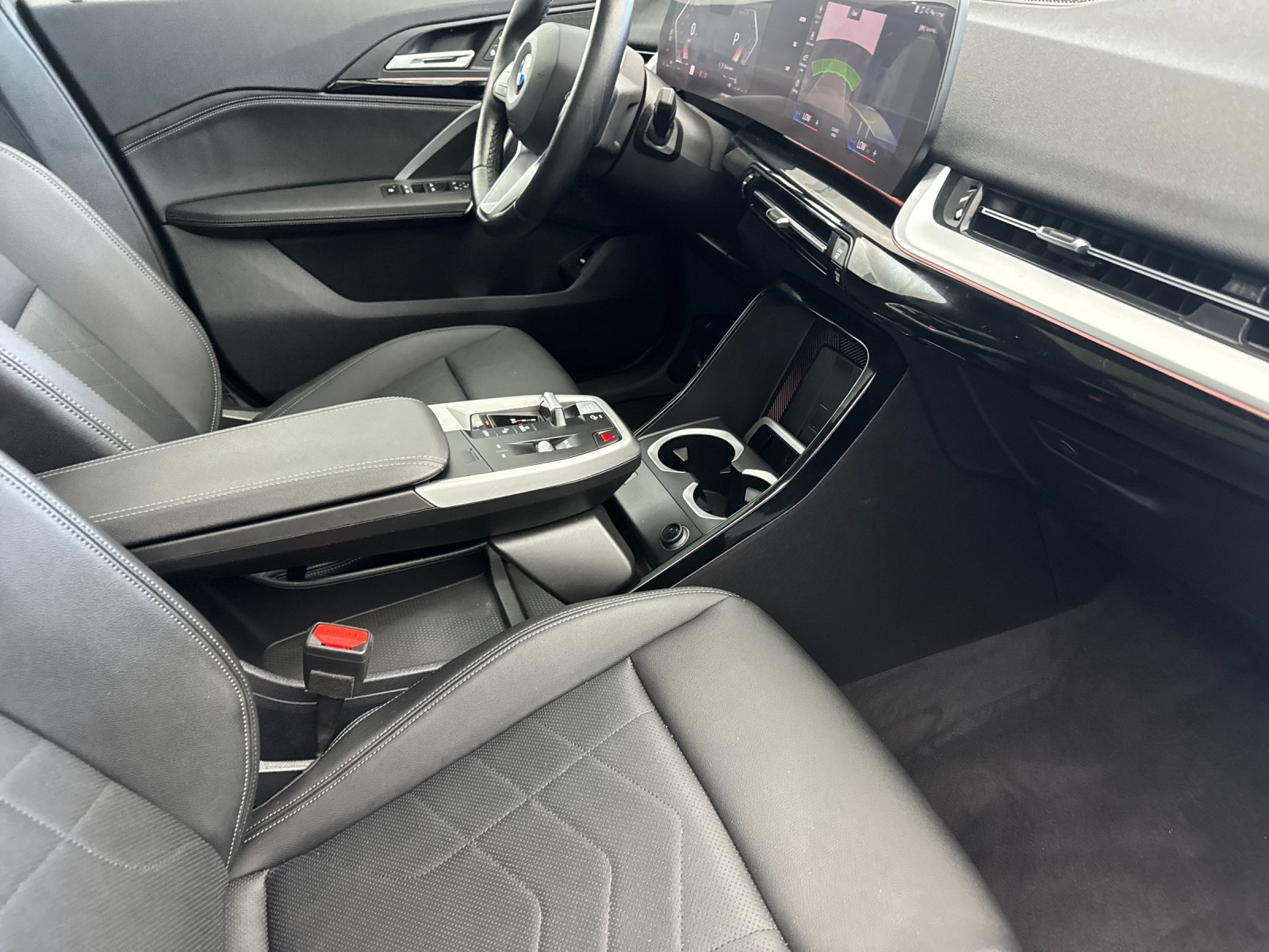 Used 2023 Black BMW xDrive28i image 15