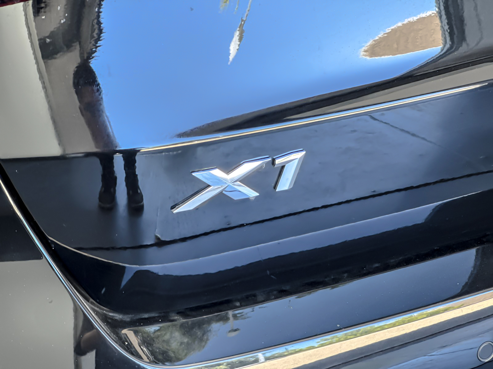 Used 2023 Black BMW xDrive28i image 26