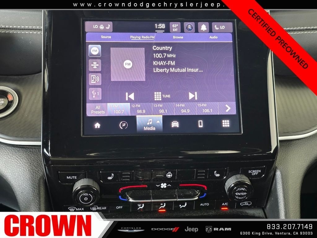 Used 2025 Red Jeep Altitude image 26