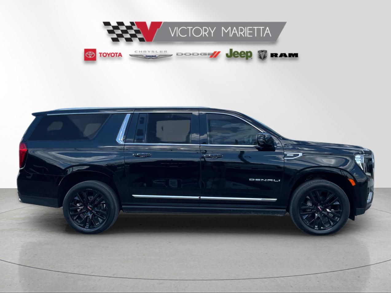Used 2021 Black GMC Denali image 6