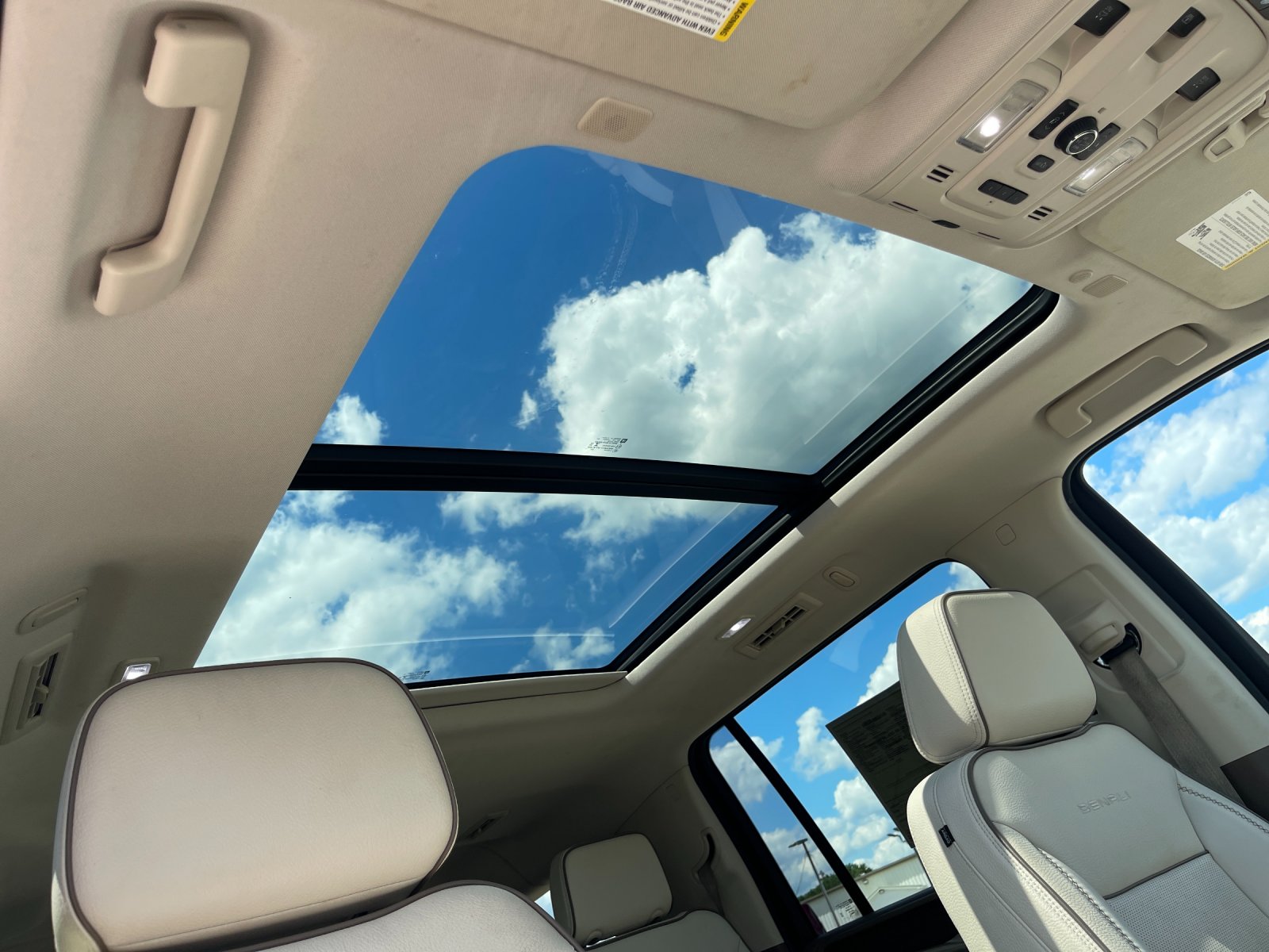 Used 2021 Black GMC Denali image 19
