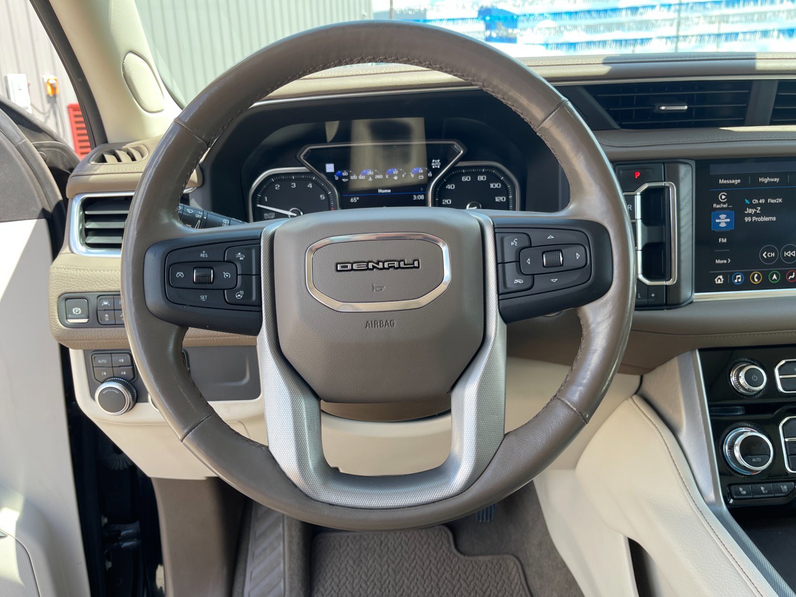Used 2021 Black GMC Denali image 28