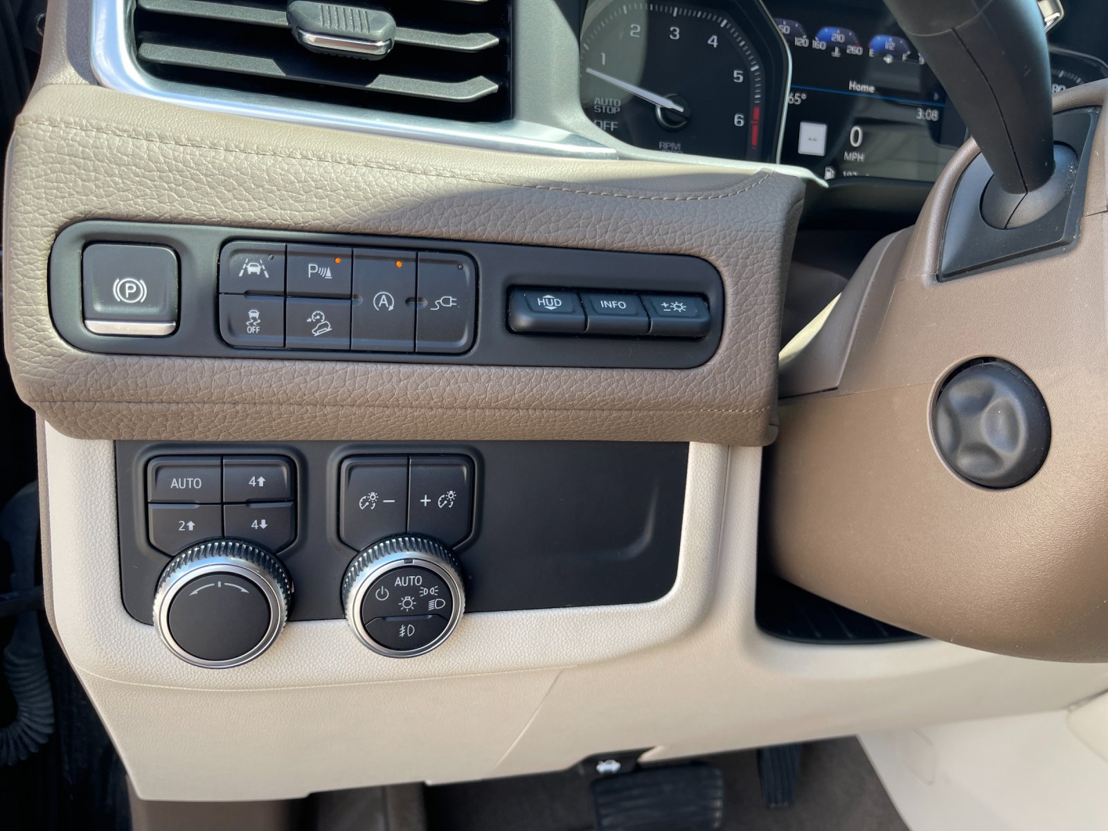 Used 2021 Black GMC Denali image 31