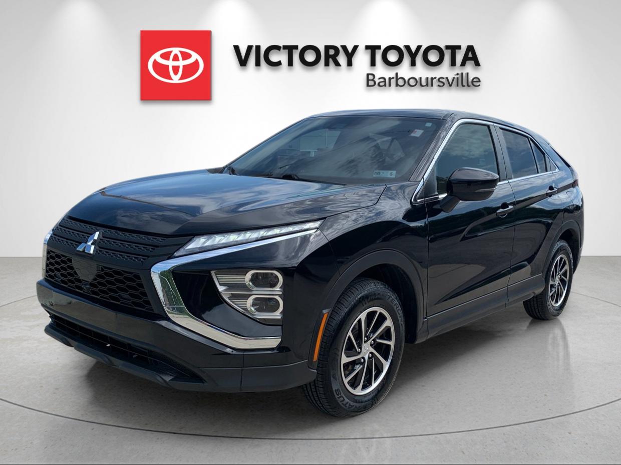 2023 Mitsubishi Eclipse Cross ES S-AWC's photo