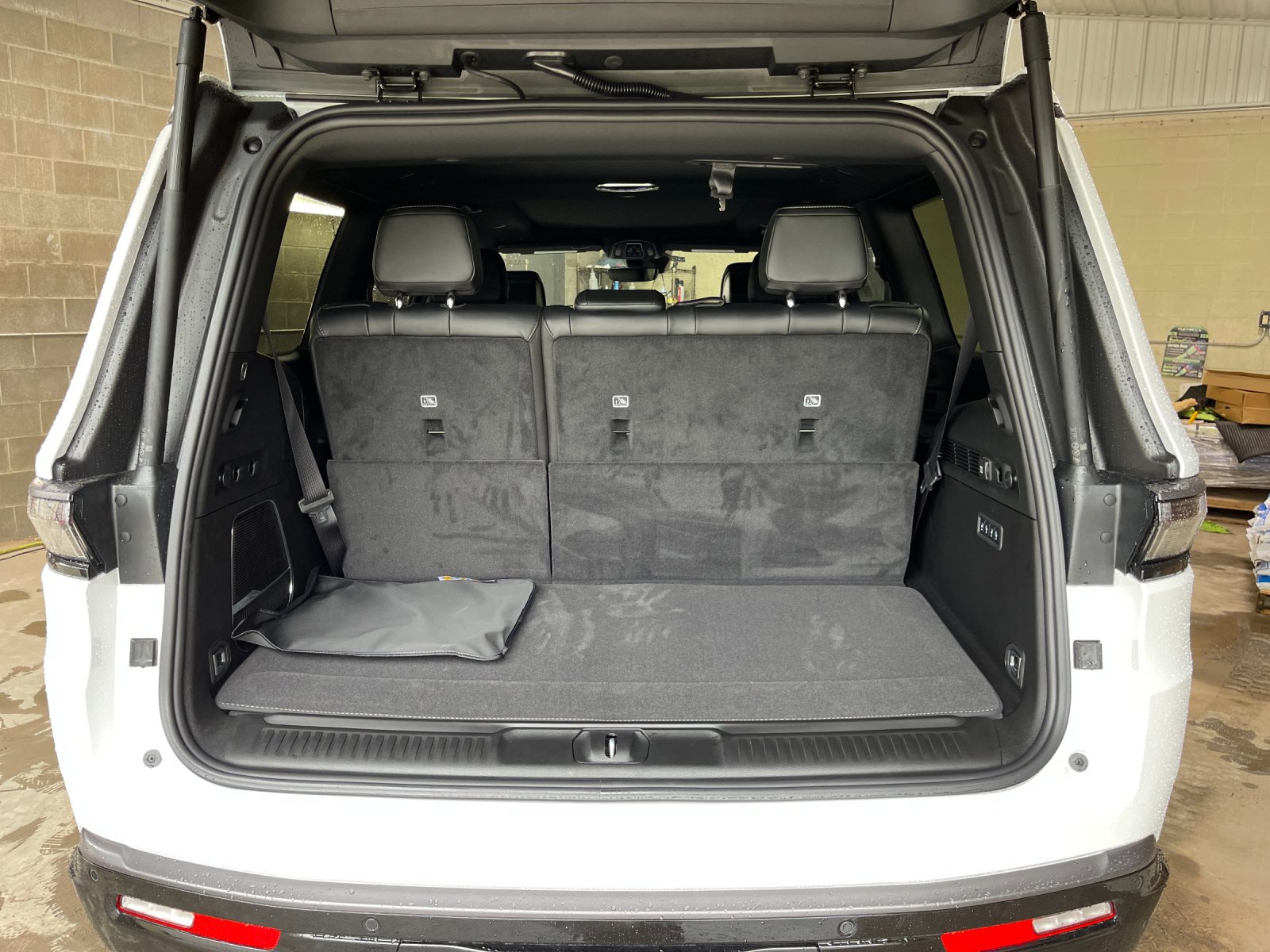 New 2026 Bright White Clearcoat Jeep Limited Altitude image 18