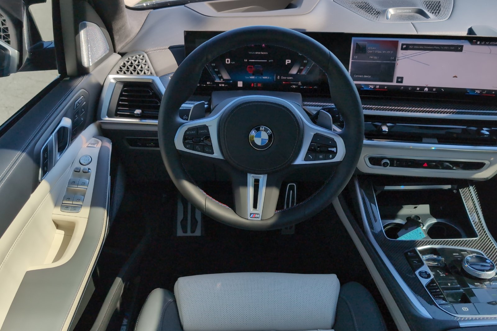 Used 2025 Black BMW M60i image 14