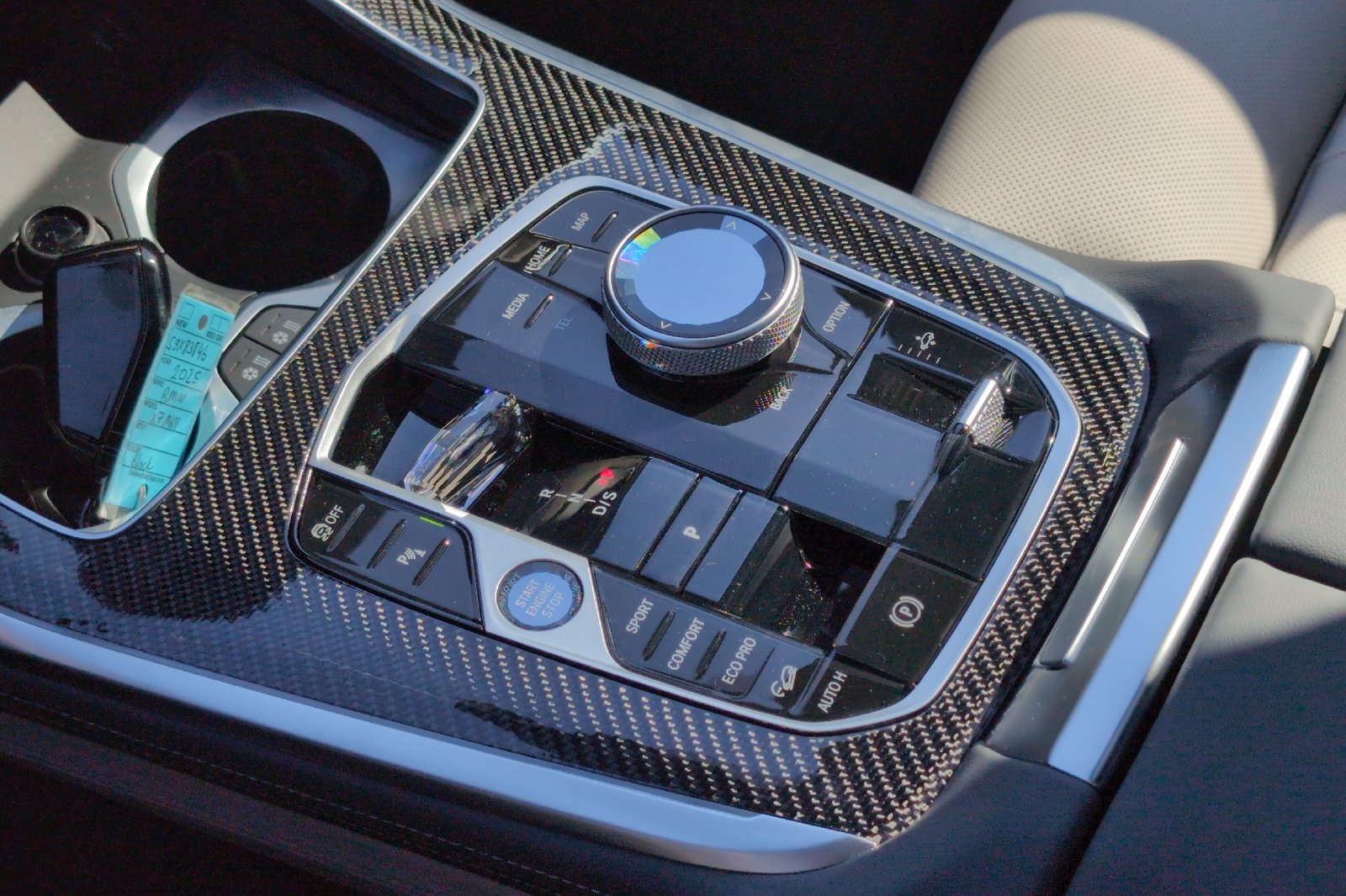 Used 2025 Black BMW M60i image 23