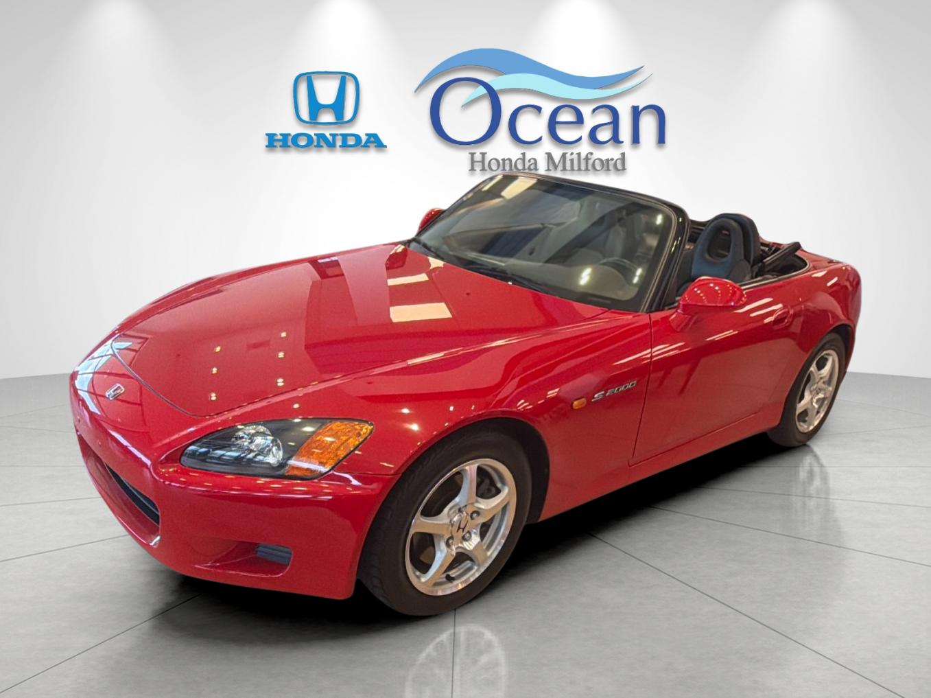Used 2000 New Formula Red Honda Base image 3