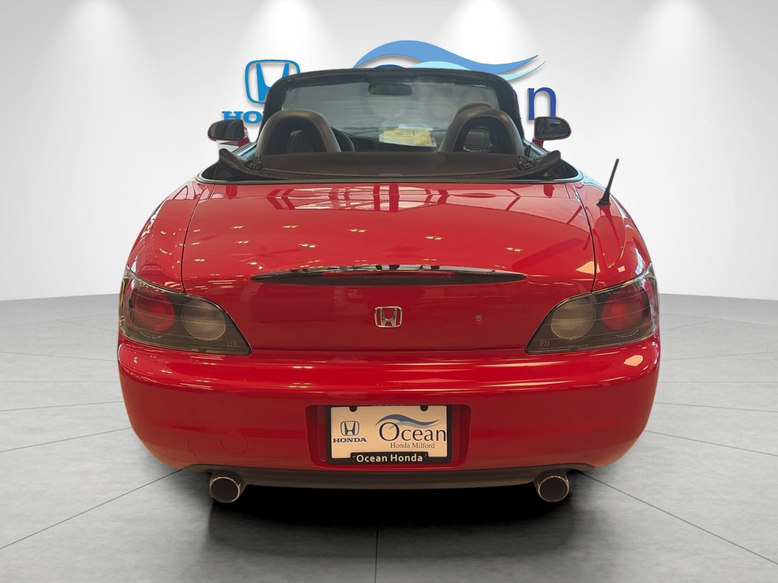 Used 2000 New Formula Red Honda Base image 6
