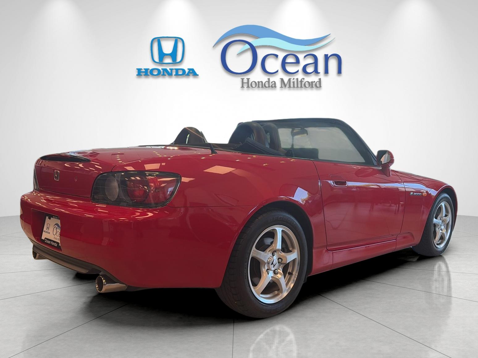 Used 2000 New Formula Red Honda Base image 7