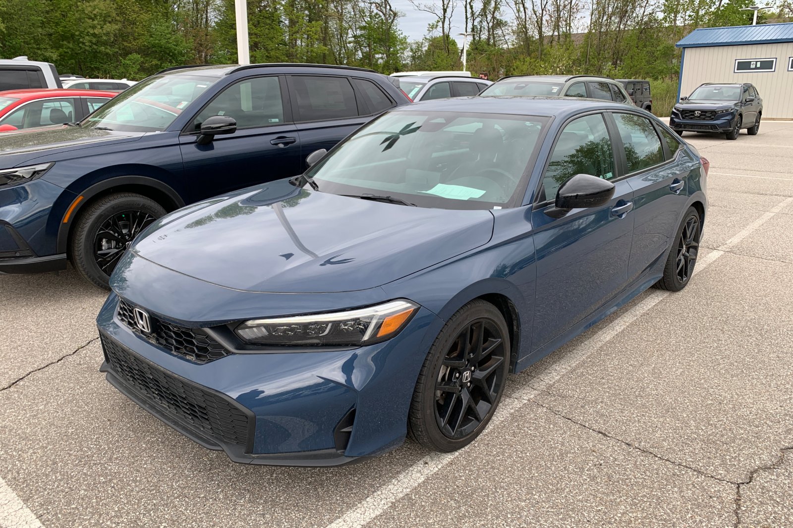 2025 Honda Civic Sport CVT's photo
