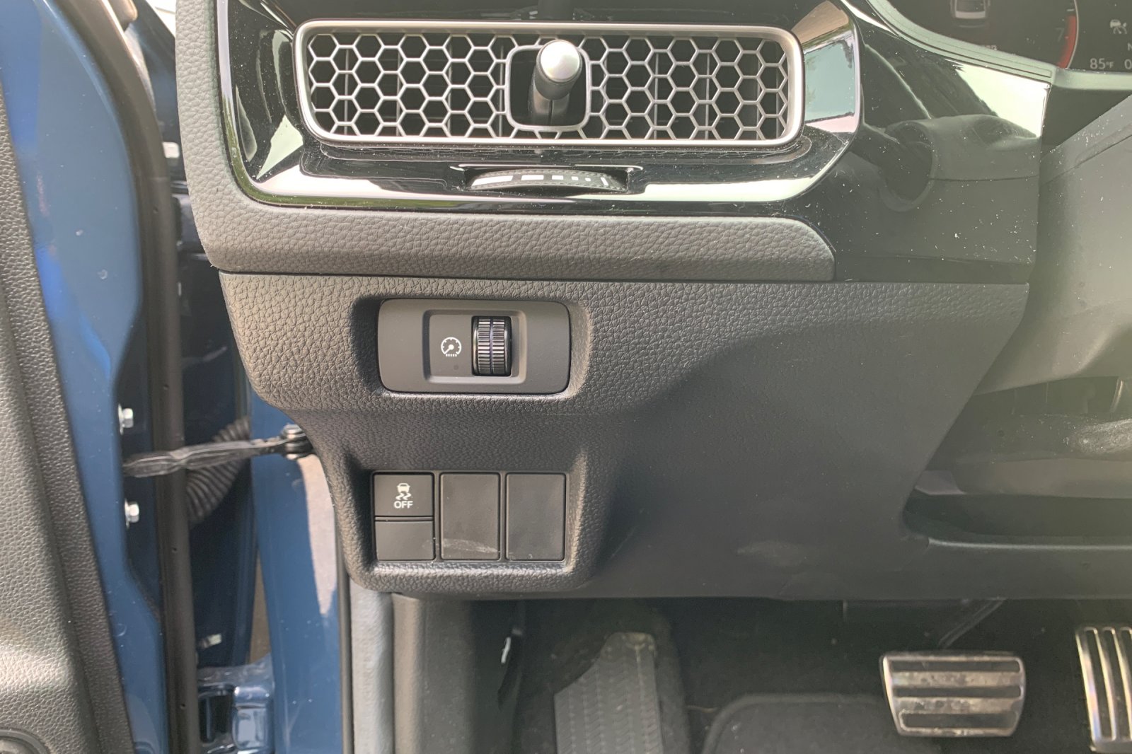 Certified Used 2025 Blue Honda Sport image 30