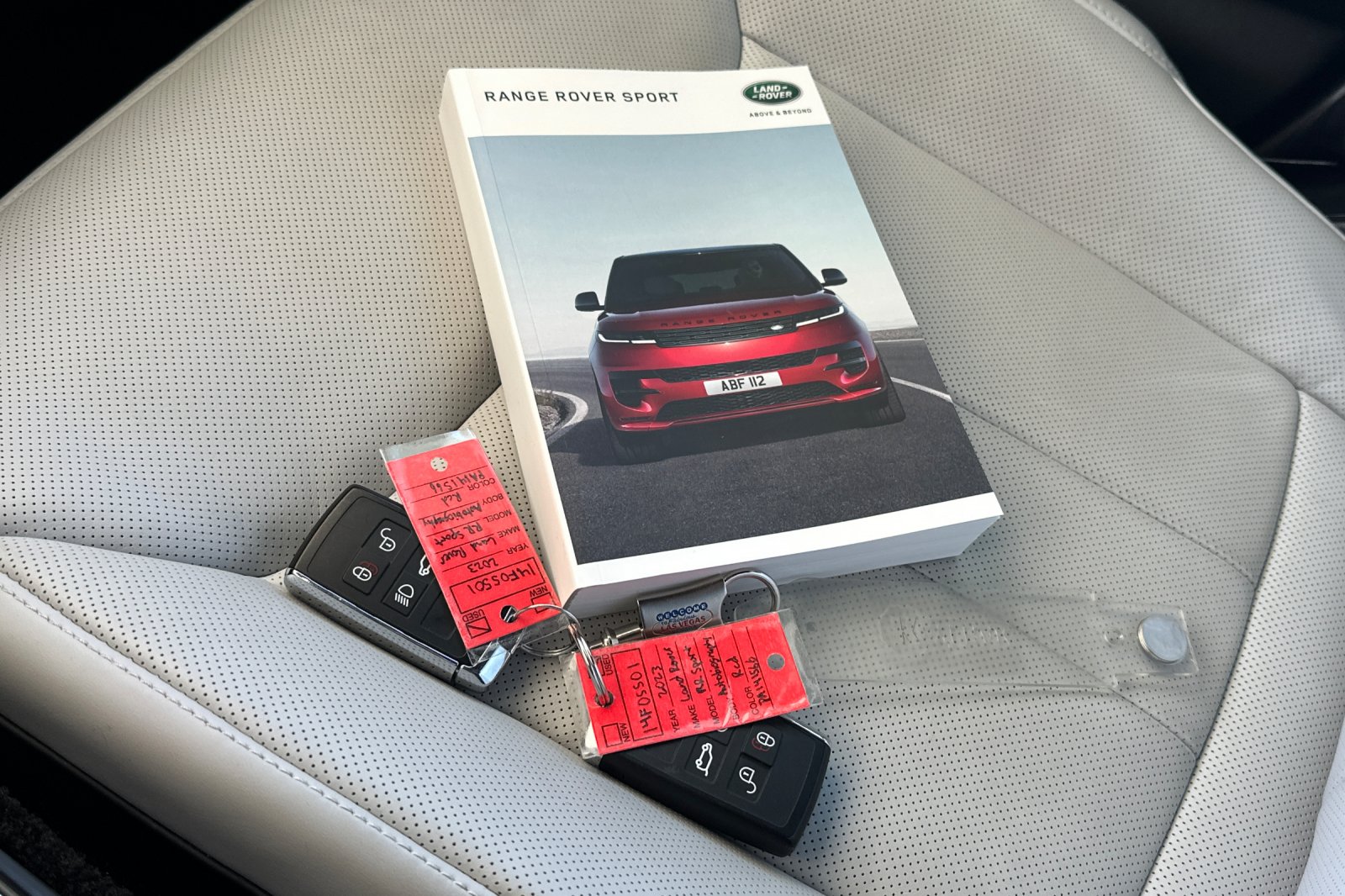 Used 2023  Land Rover First Edition image 10