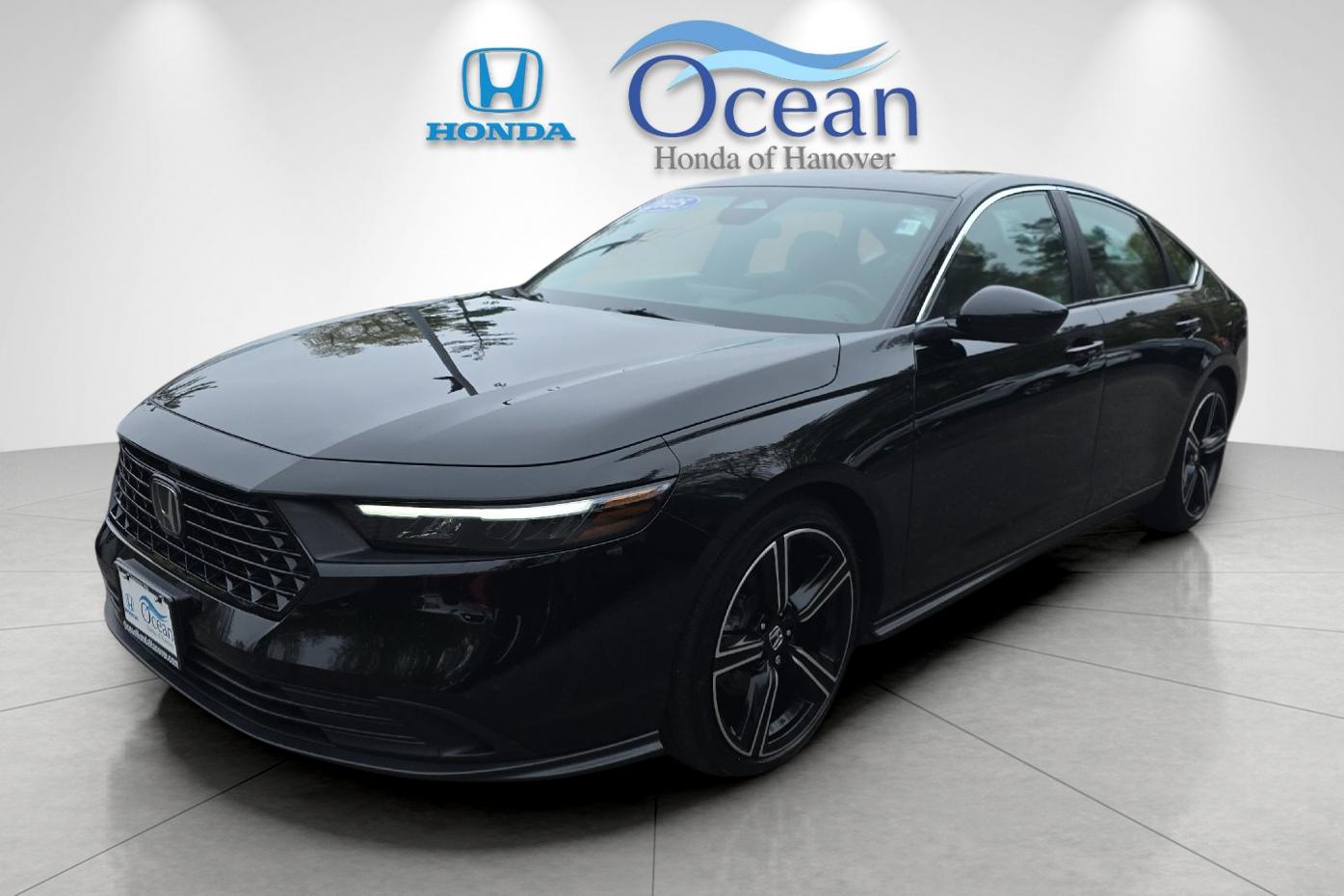 Used 2025 Crystal Black Pearl Honda Sport image 7