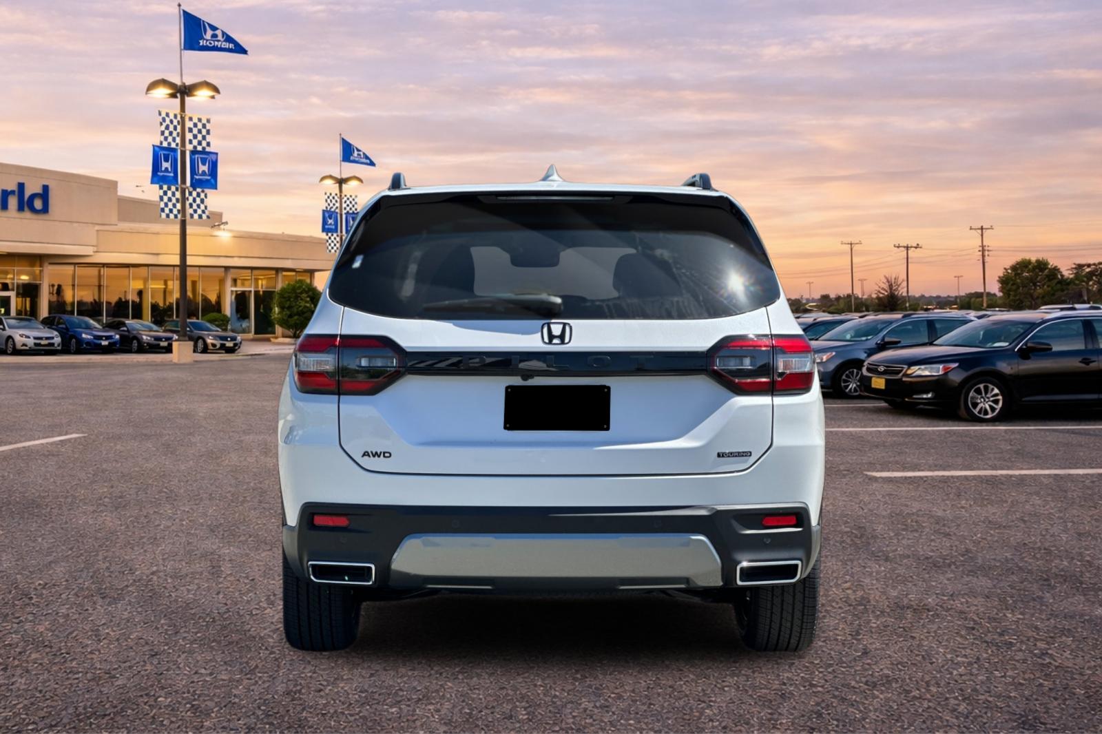 New 2026 Platinum White Pearl Honda Touring image 5