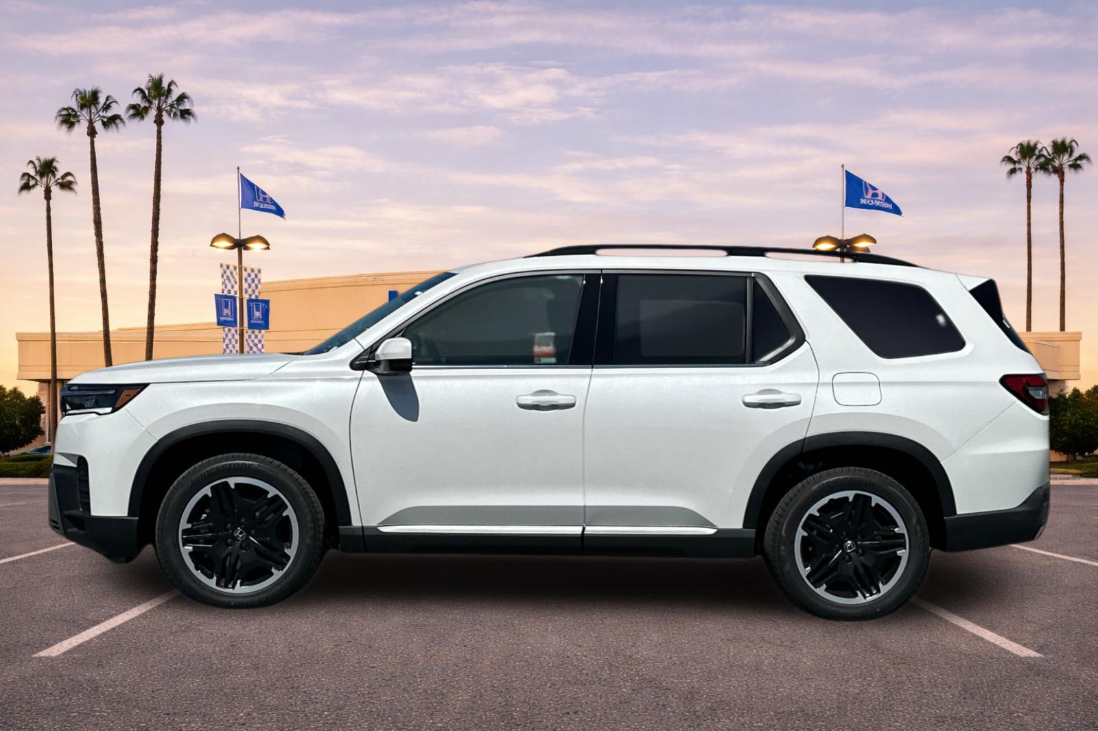 New 2026 Platinum White Pearl Honda Touring image 7