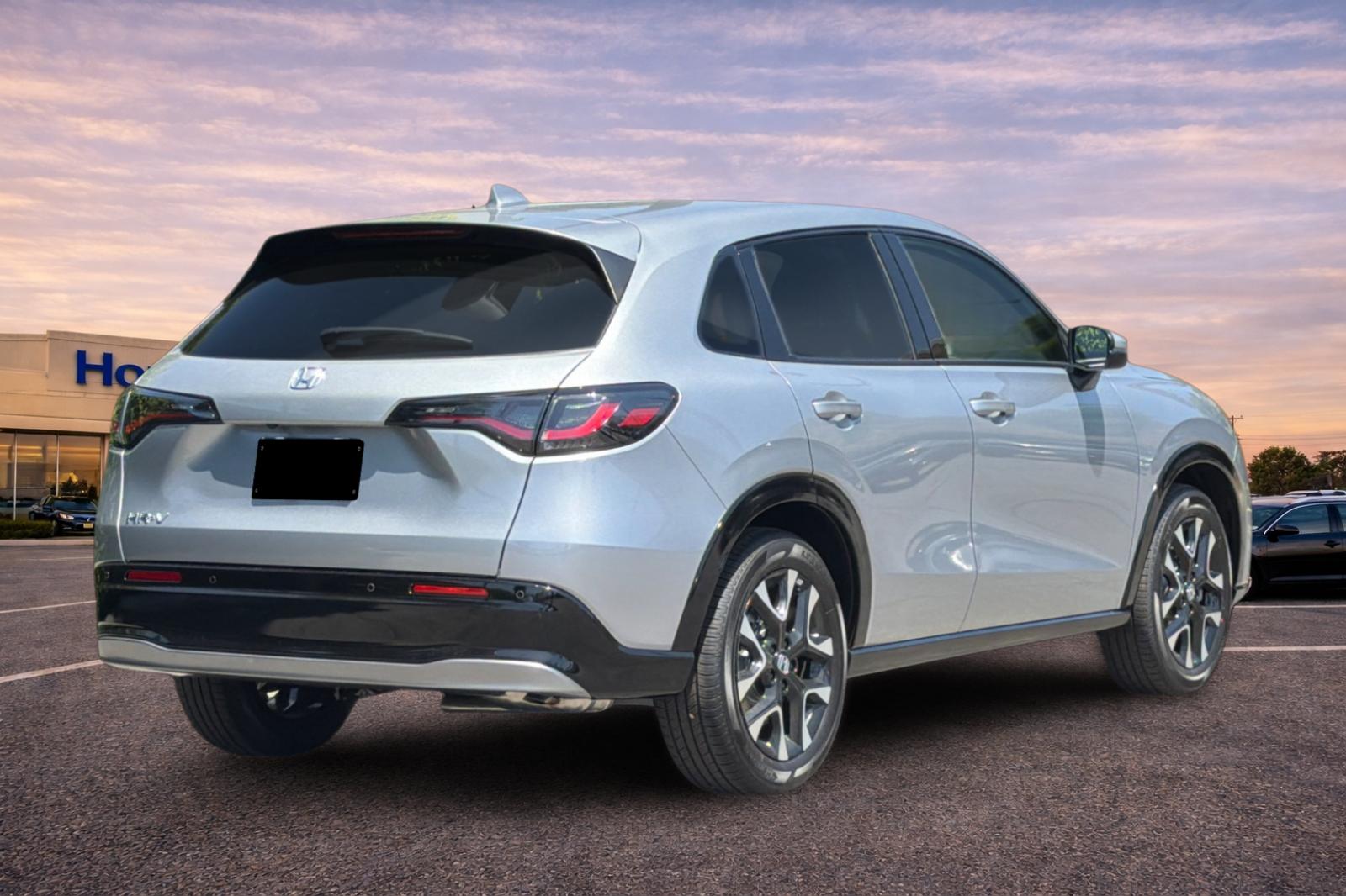 New 2027 Solar Silver Metallic Honda EX-L image 4