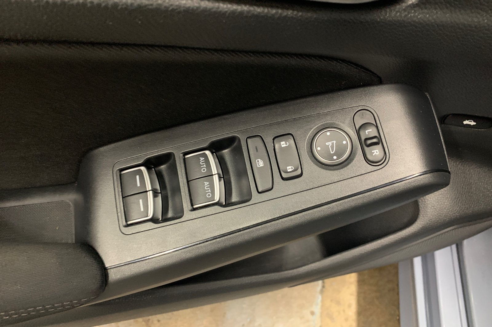Certified Used 2024  Honda Sport image 12