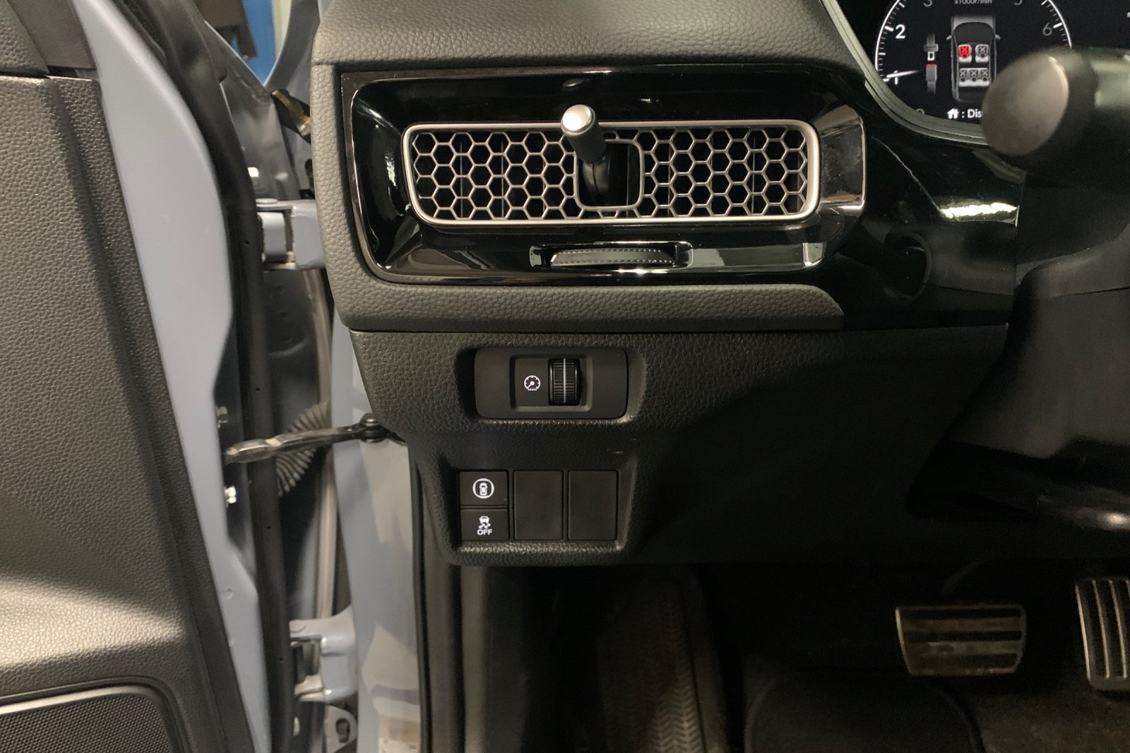 Certified Used 2024  Honda Sport image 30