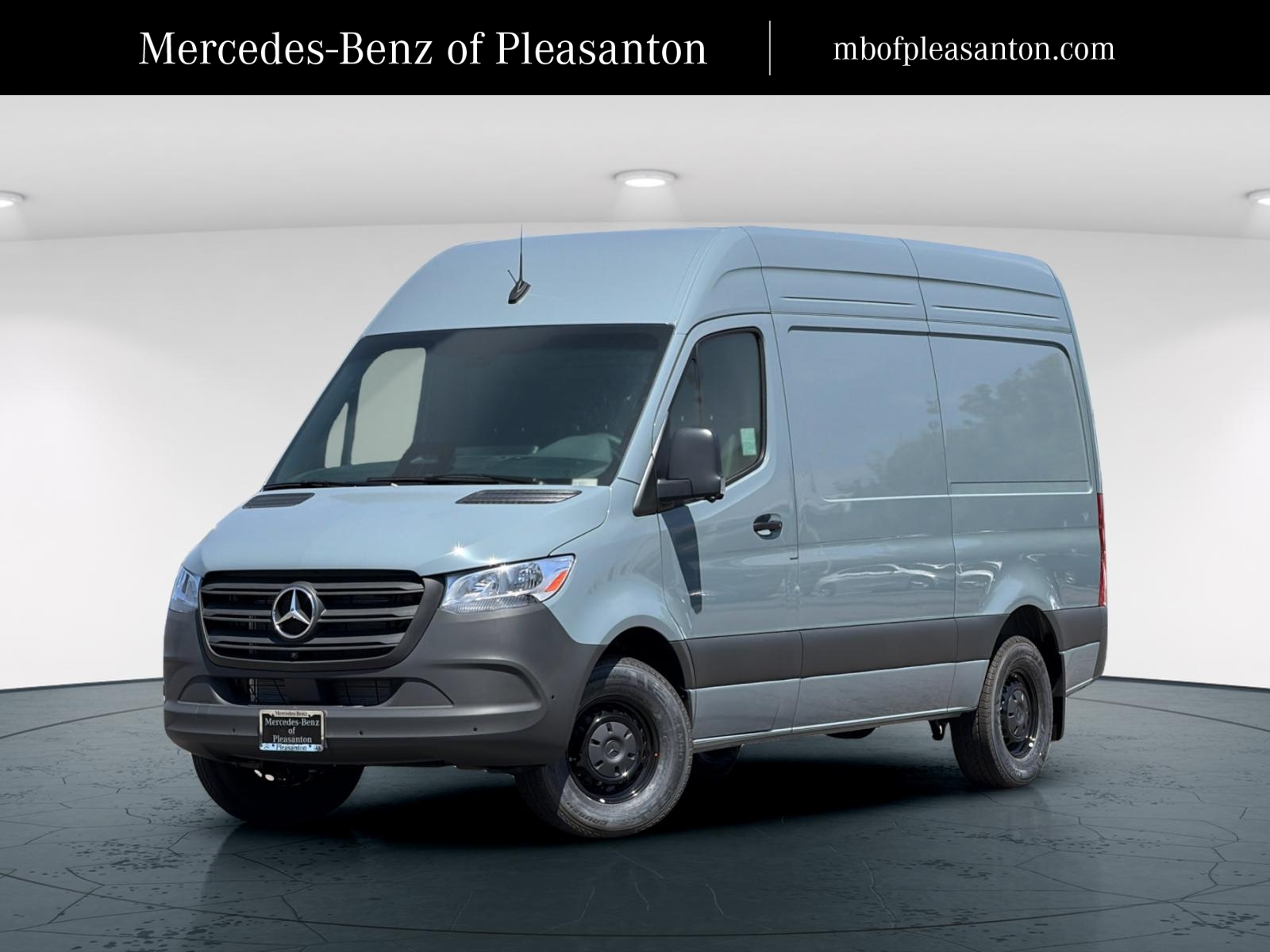 2026 Mercedes-Benz Sprinter 2500 144 WB's photo