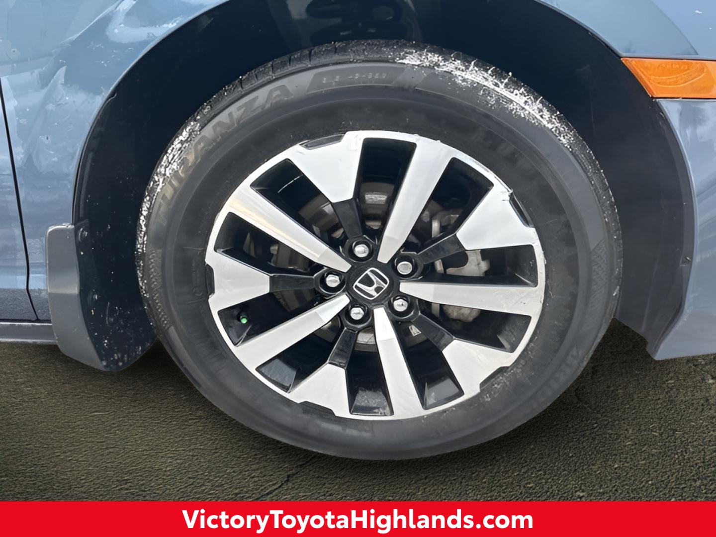 2025 Honda Odyssey EX-L's photo