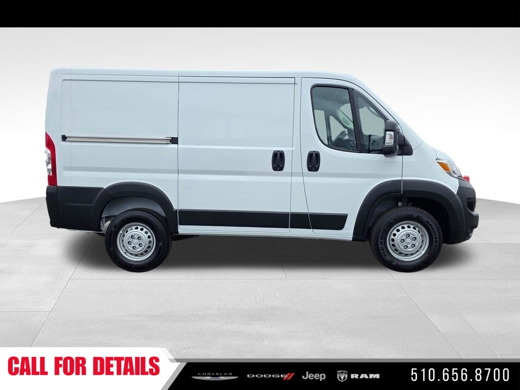 New 2026 Bright White Clear-Coat Exterior Paint RAM Low Roof image 4