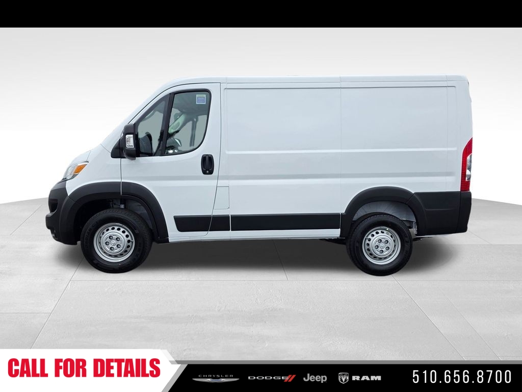 New 2026 Bright White Clear-Coat Exterior Paint RAM Low Roof image 8