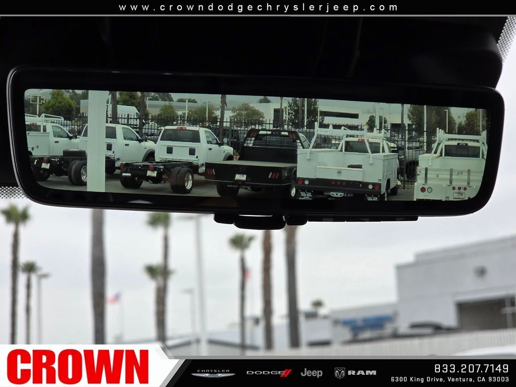 New 2026 Bright White Clear-Coat Exterior Paint RAM Low Roof image 47