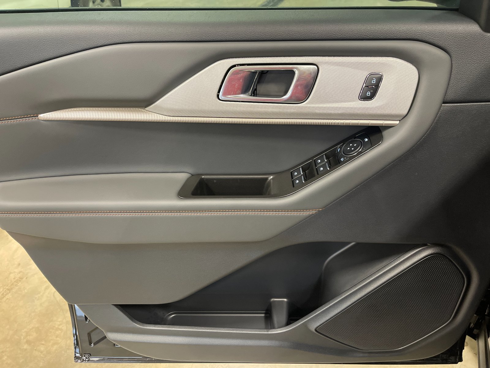 New 2026 Agate Black Metallic Ford Active image 11