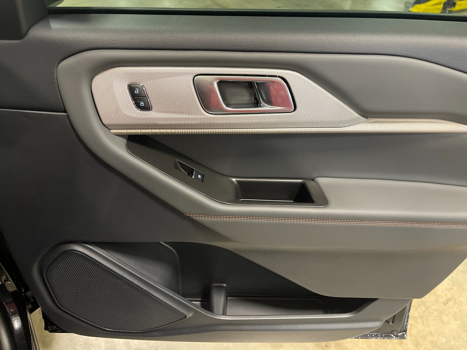 New 2026 Agate Black Metallic Ford Active image 19