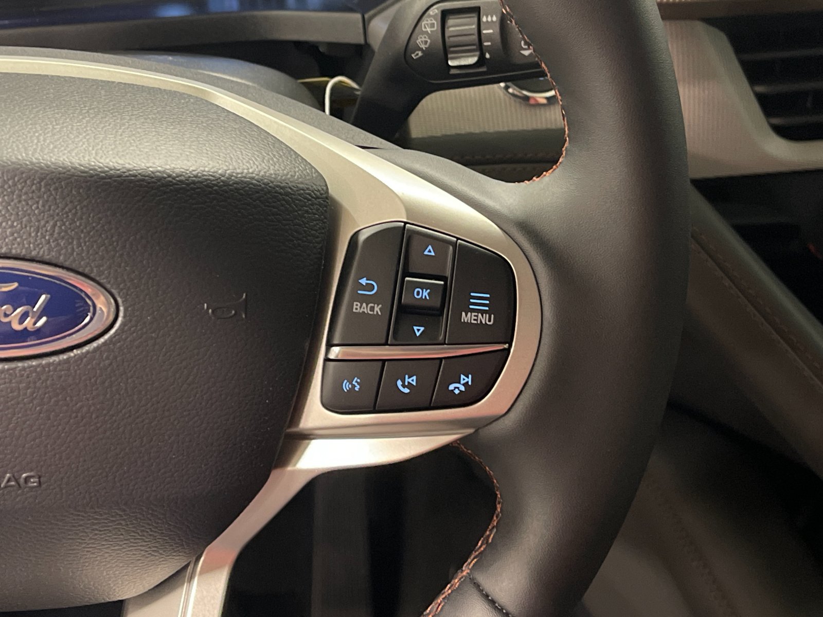New 2026 Agate Black Metallic Ford Active image 27