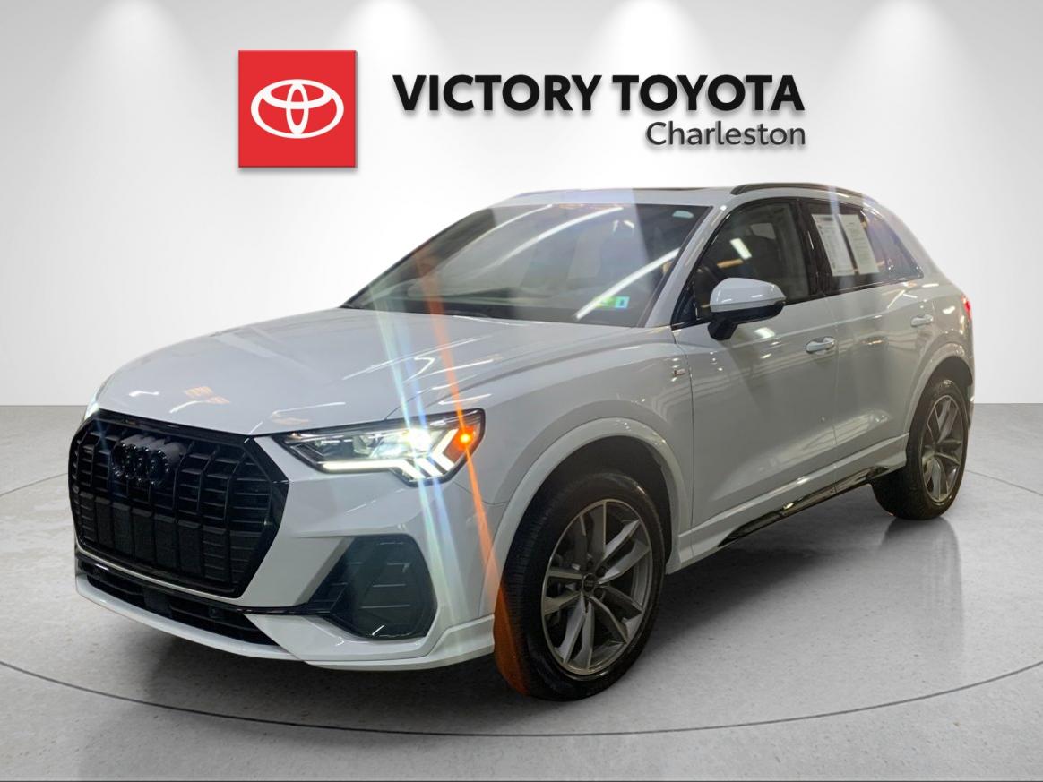 2024 Audi Q3 45 TFSI S Line Premium Plus quattro's photo
