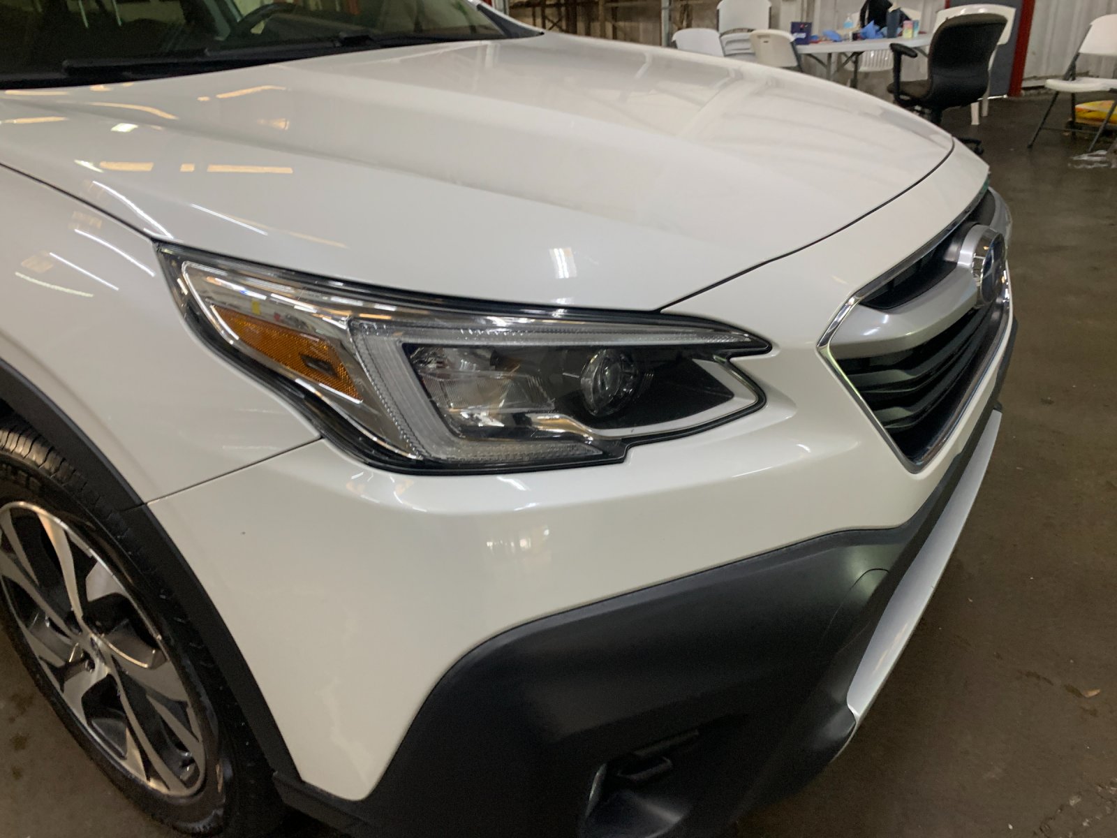 Used 2020 White Subaru Limited image 35
